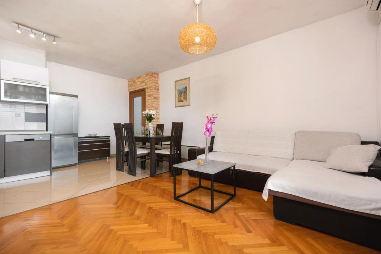 City Vibe & Free Garage Split Bagian luar foto